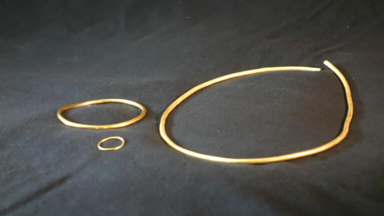 gold rings