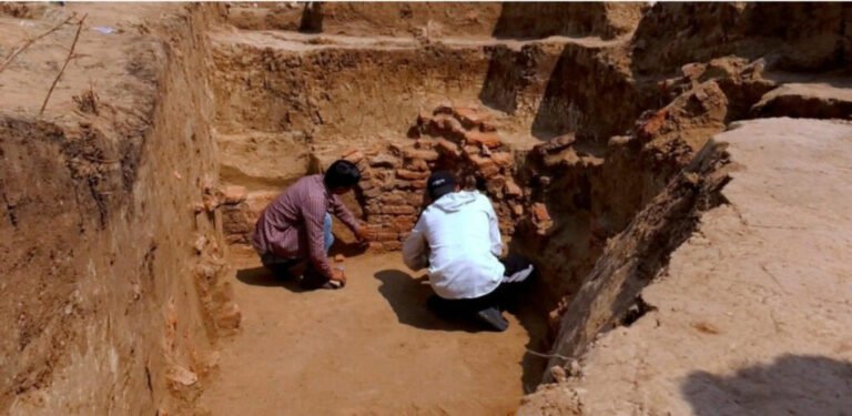 Archaeologists excavate a Golden Horde-era structure in the Zhantai tract, Kazakhstan.